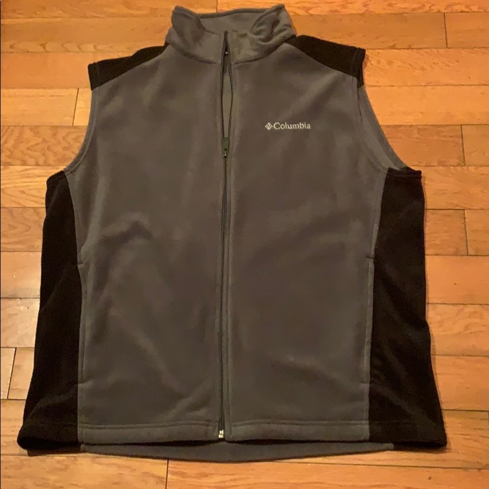 Columbia fleece vest